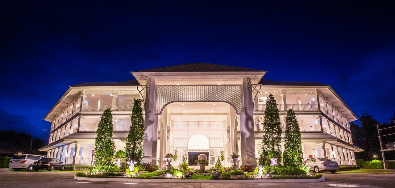 White House Hotel Tak Exterior foto
